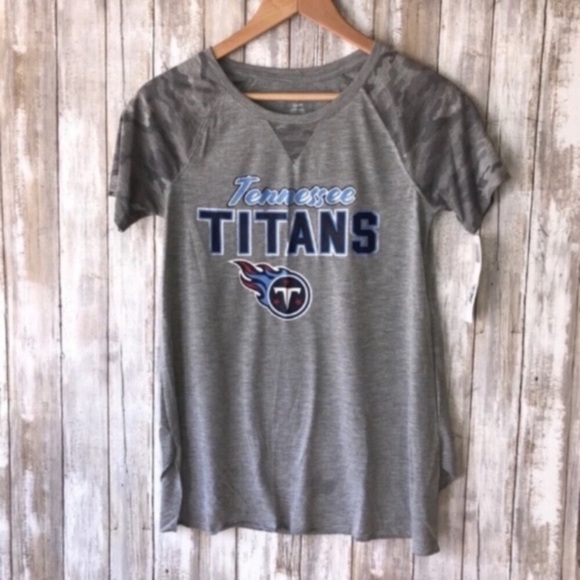 NFL Tops - NWT Tennessee Titans Tee